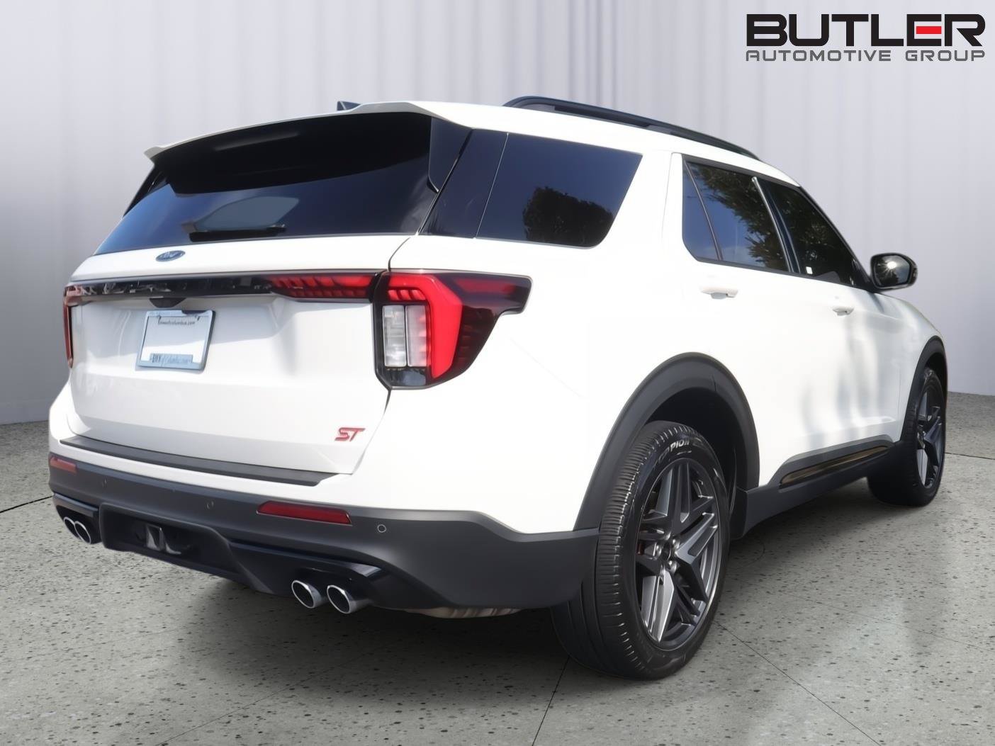 Used 2025 Ford Explorer ST w/ Sun And Sound Package AWD/4WD image 6