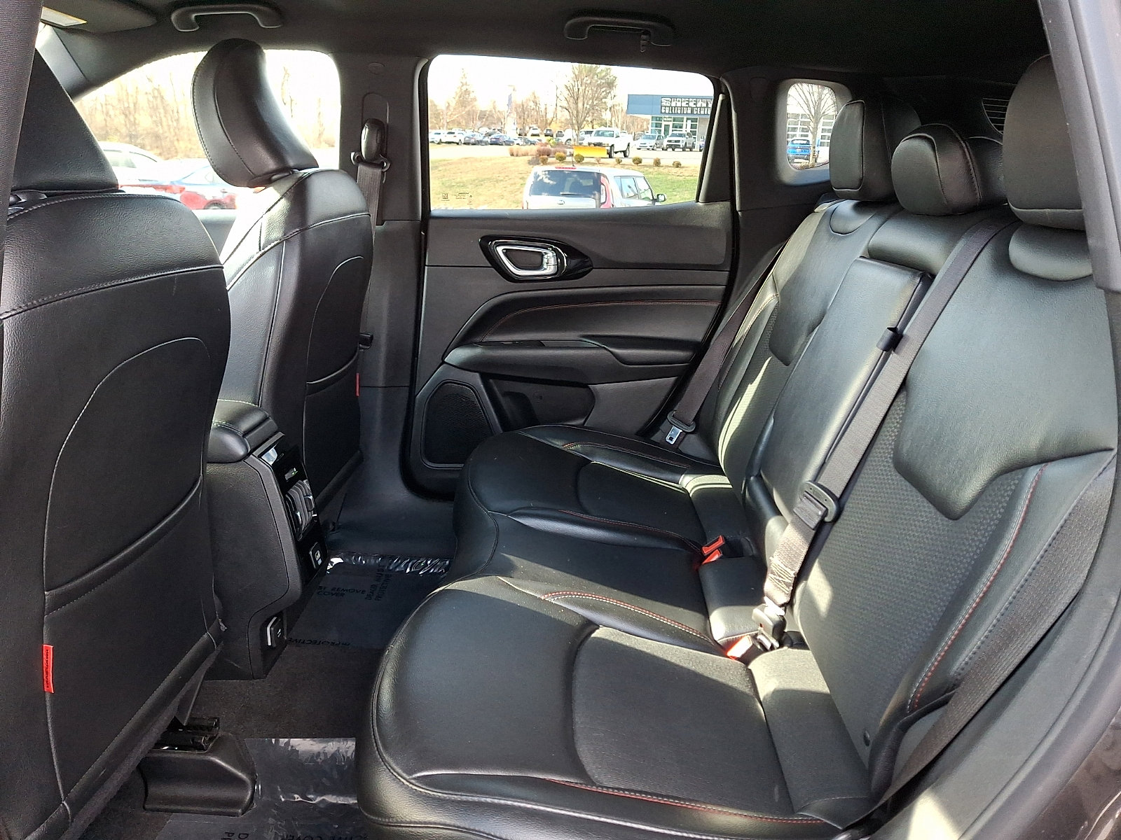 Used 2023 Jeep Compass Trailhawk image 10