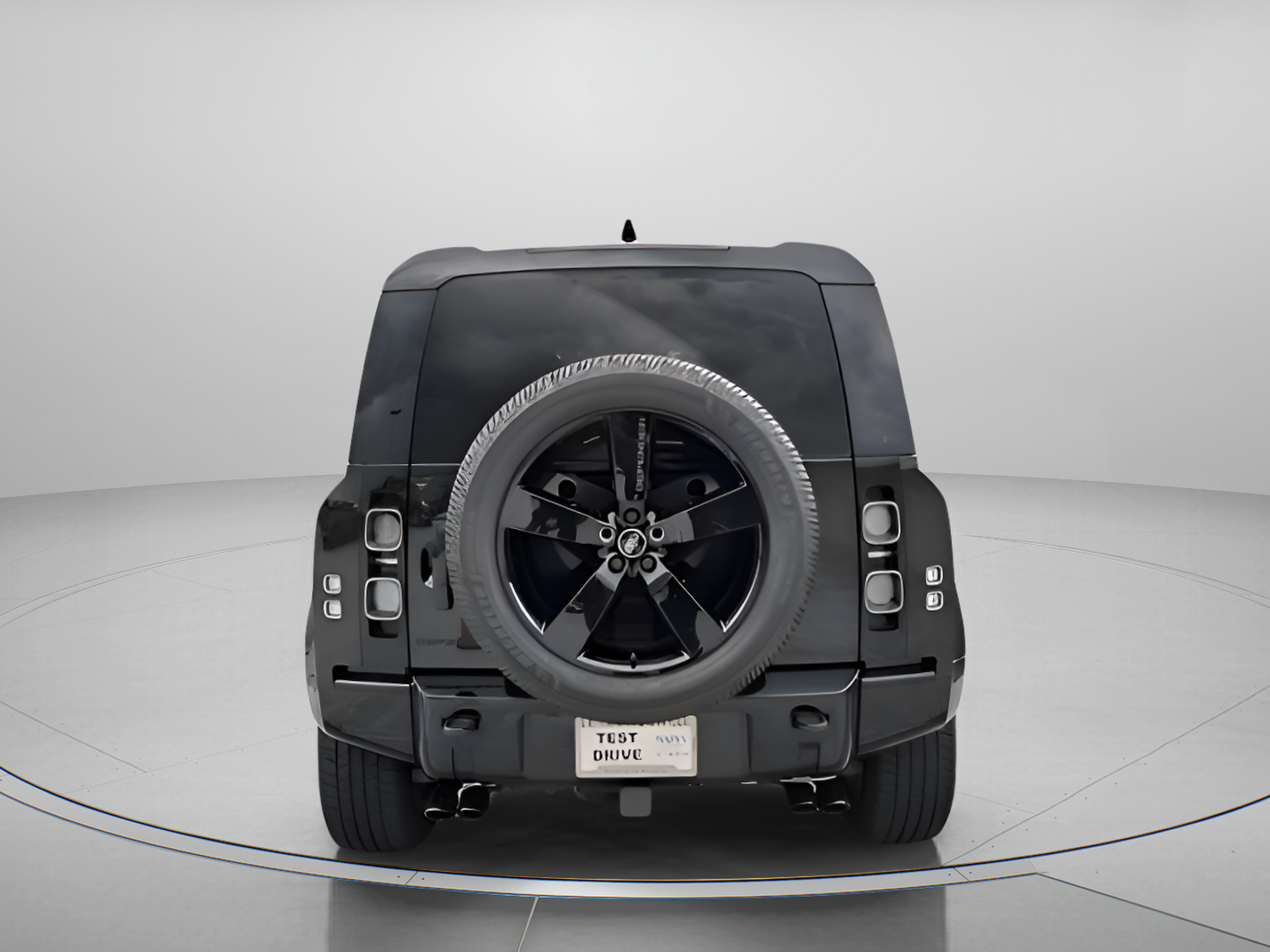 Used 2024 Land Rover Defender 110 V8 AWD/4WD image 4