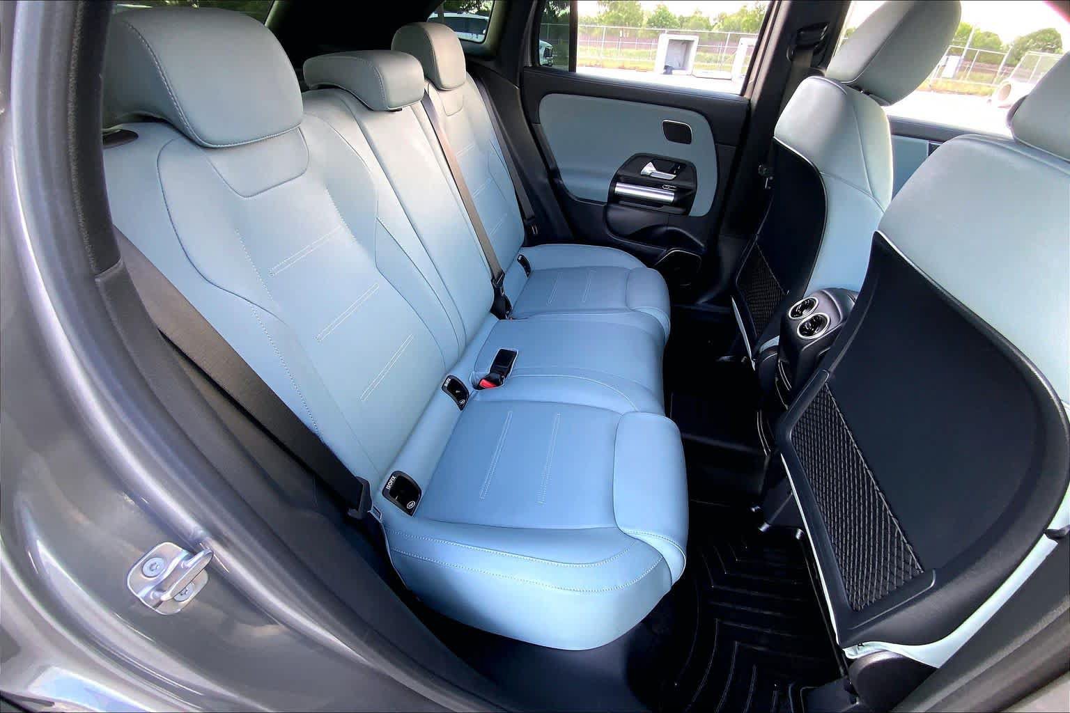Used 2025 Mercedes-Benz GLA 35 AMG 4MATIC image 19