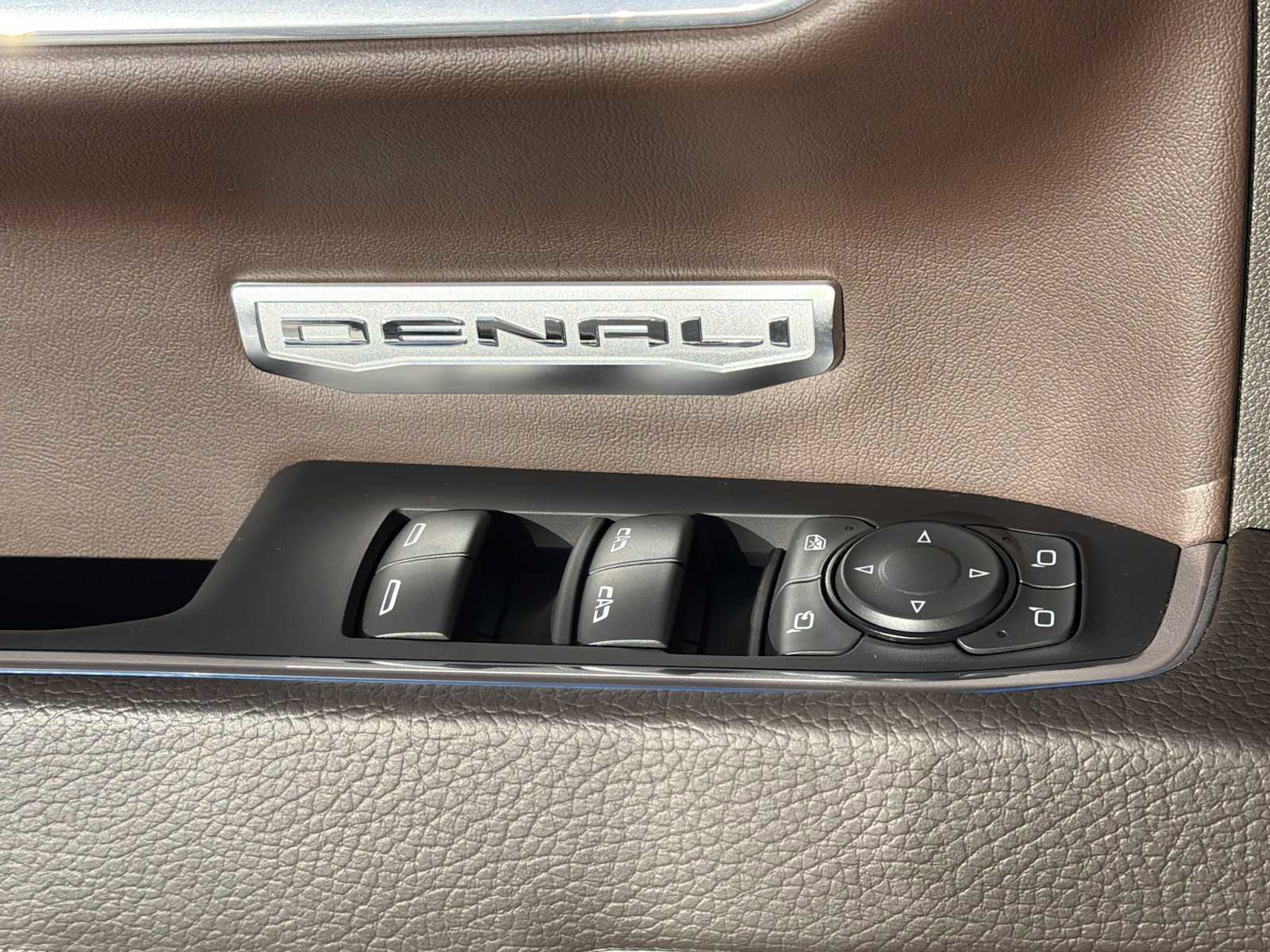 Used 2024 GMC Sierra 1500 Denali w/ Denali Reserve Package image 21