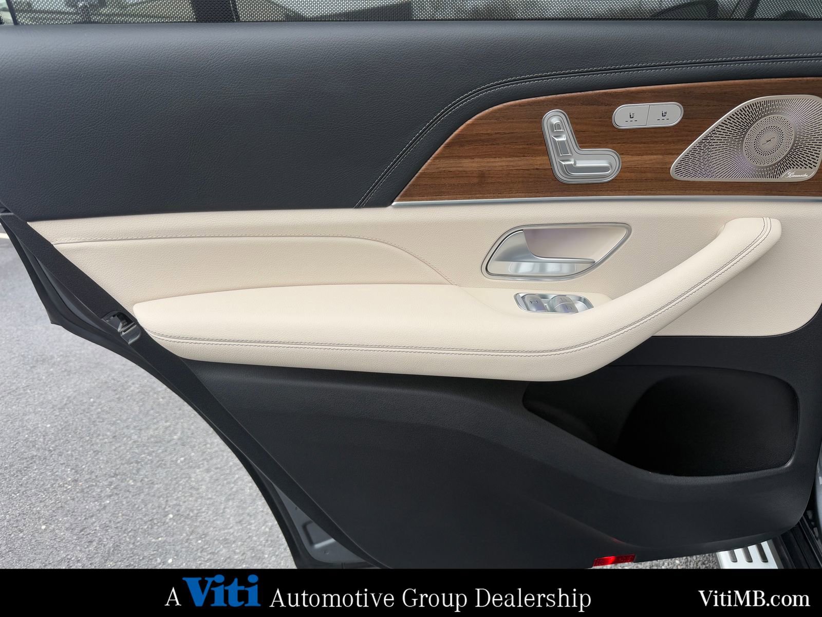 Certified 2024 Mercedes-Benz GLS 580 4MATIC image 20