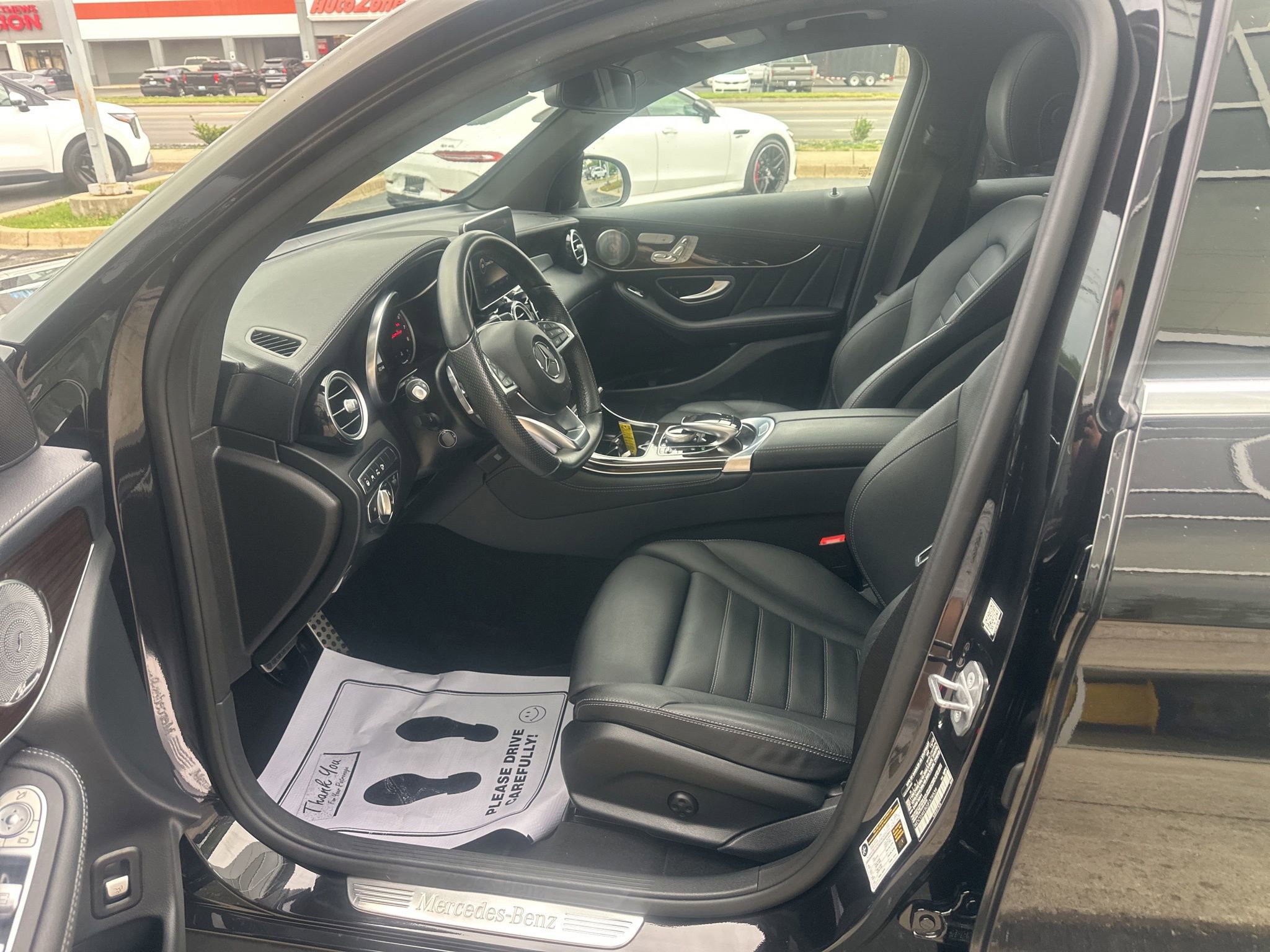 Used 2018 Mercedes-Benz GLC 300 4MATIC Coupe image 27