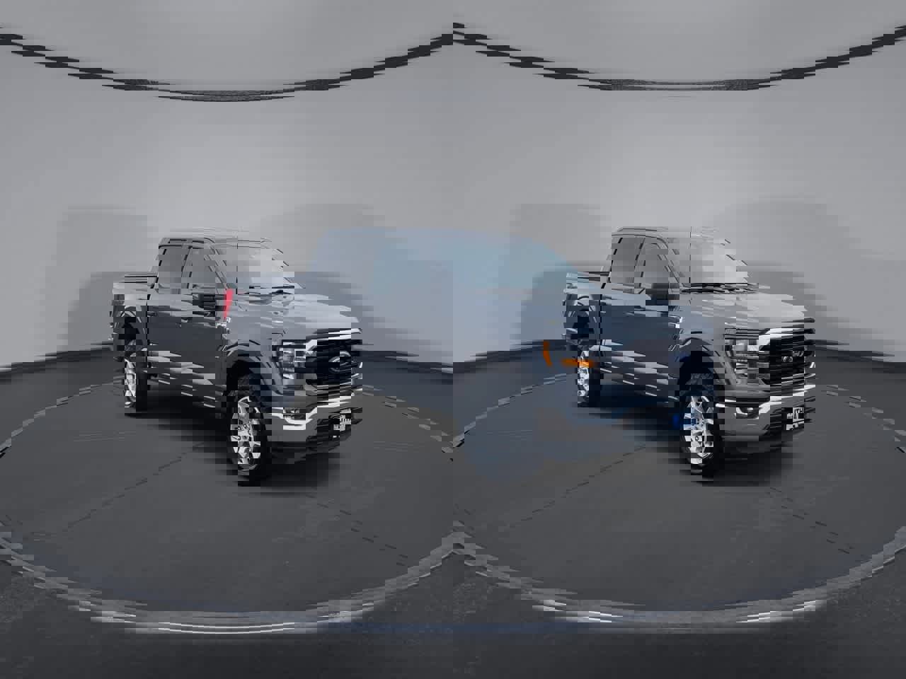 Used 2023 Ford F150 XLT image 2