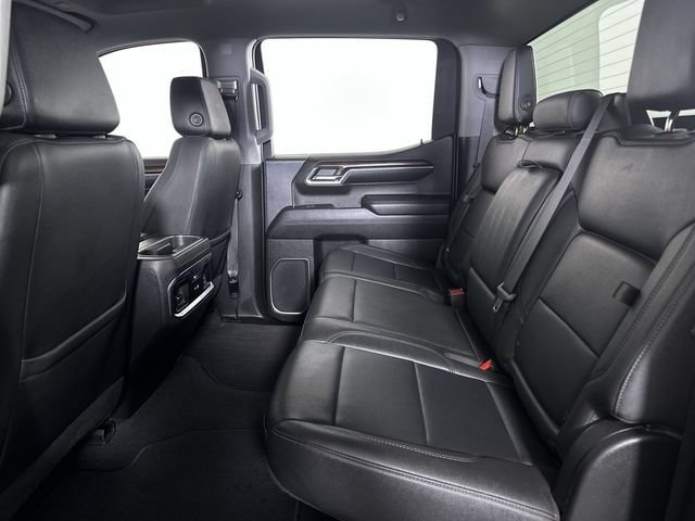 Used 2023 GMC Sierra 1500 SLT AWD/4WD image 26