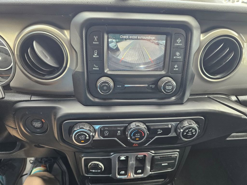 Used 2018 Jeep Wrangler Sport AWD/4WD image 23