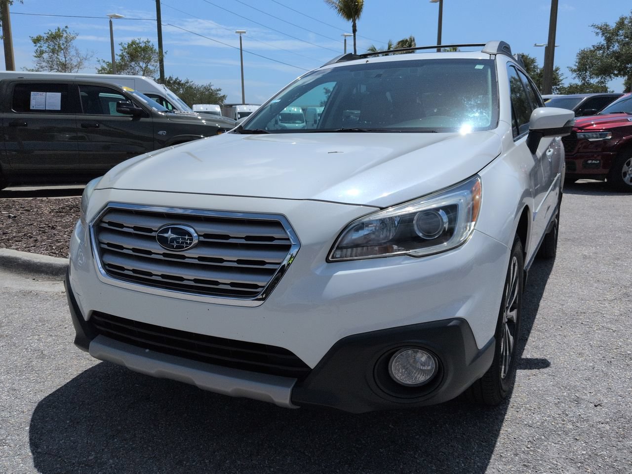 Used 2016 Subaru Outback 2.5i Limited AWD/4WD image 9