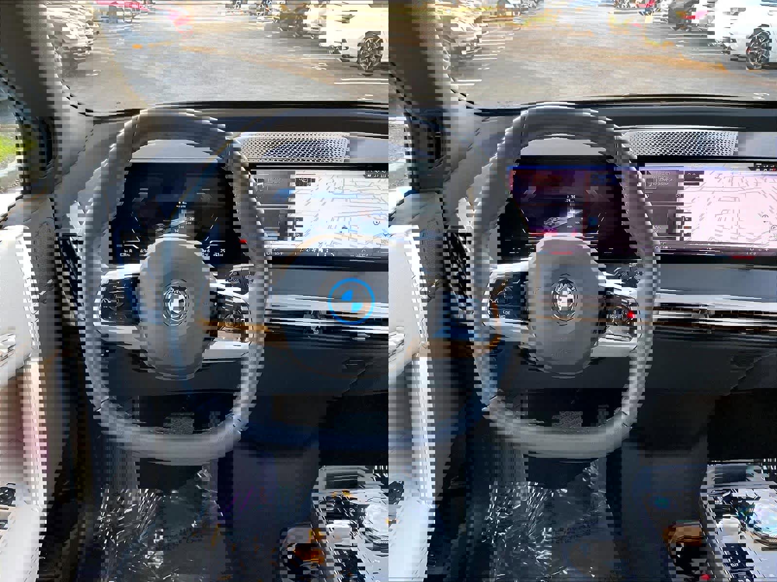 Used 2025 BMW iX xDrive50 w/ Convenience Package image 8