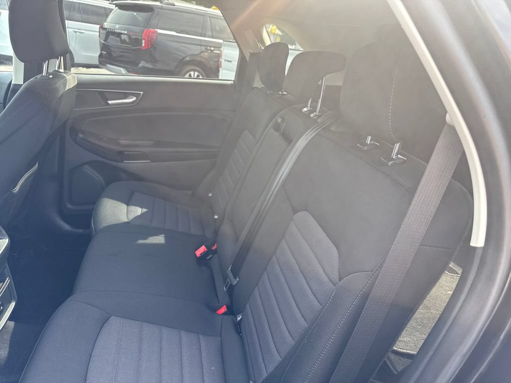 Used 2024 Ford Edge SE AWD/4WD image 15