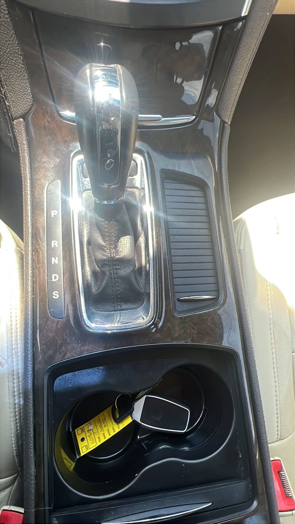 Used 2015 Lincoln MKS AWD w/ Equipment Group 201A image 19