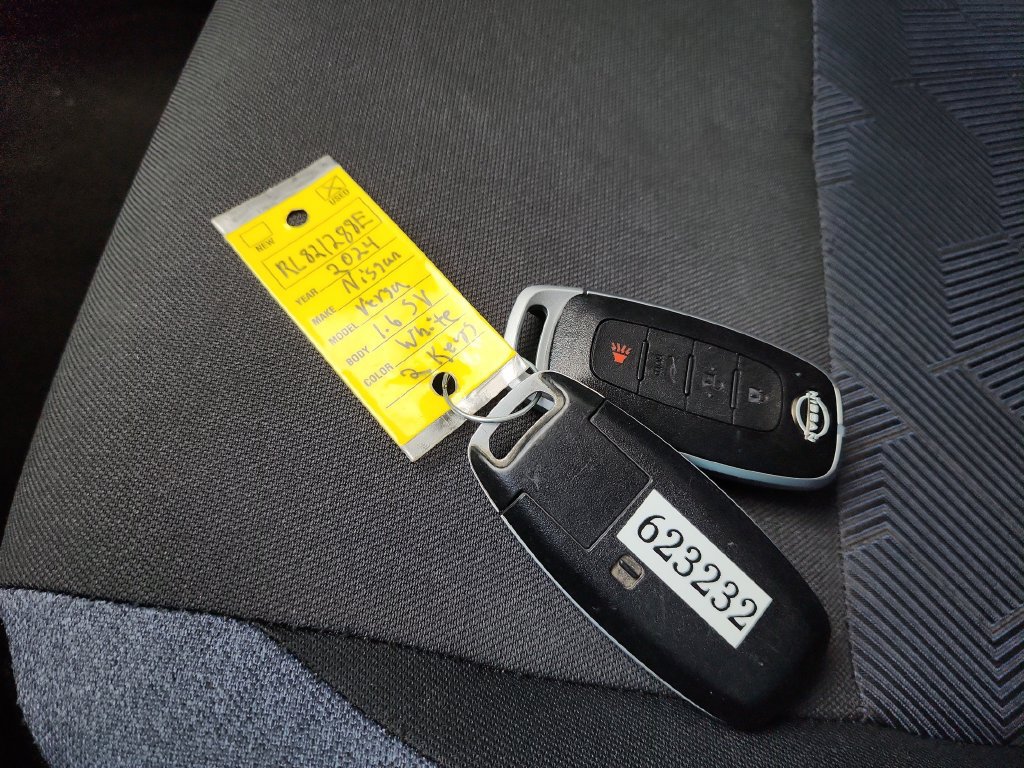 Used 2024 Nissan Versa SV FWD image 41