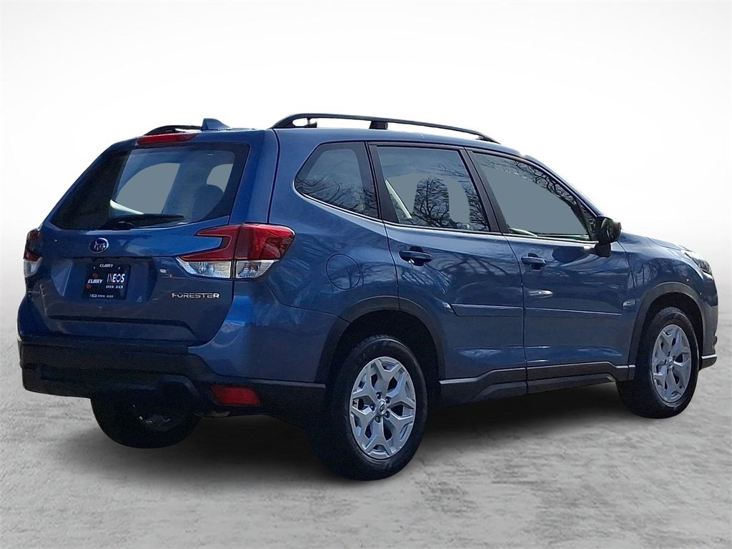 Used 2022 Subaru Forester image 4