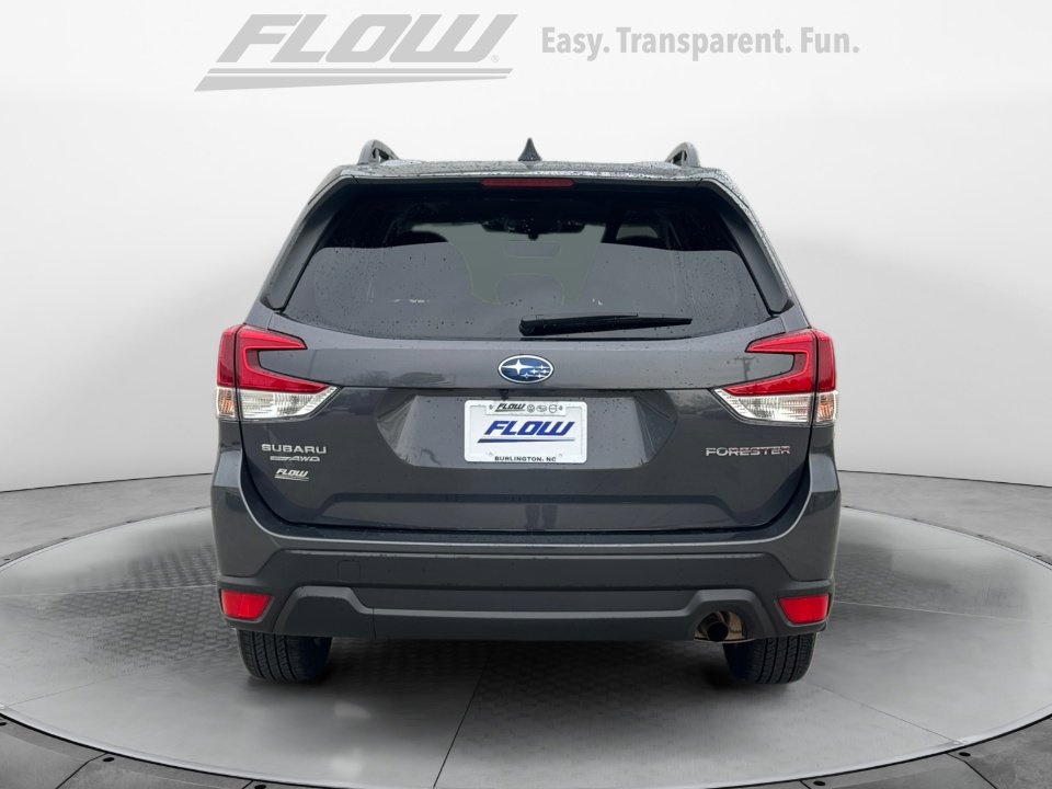 Used 2024 Subaru Forester Premium image 8