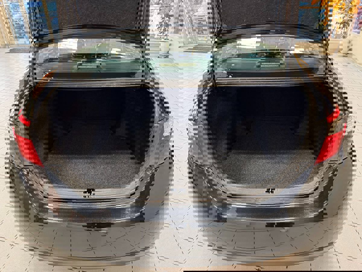 Used 2014 Toyota Corolla S image 50