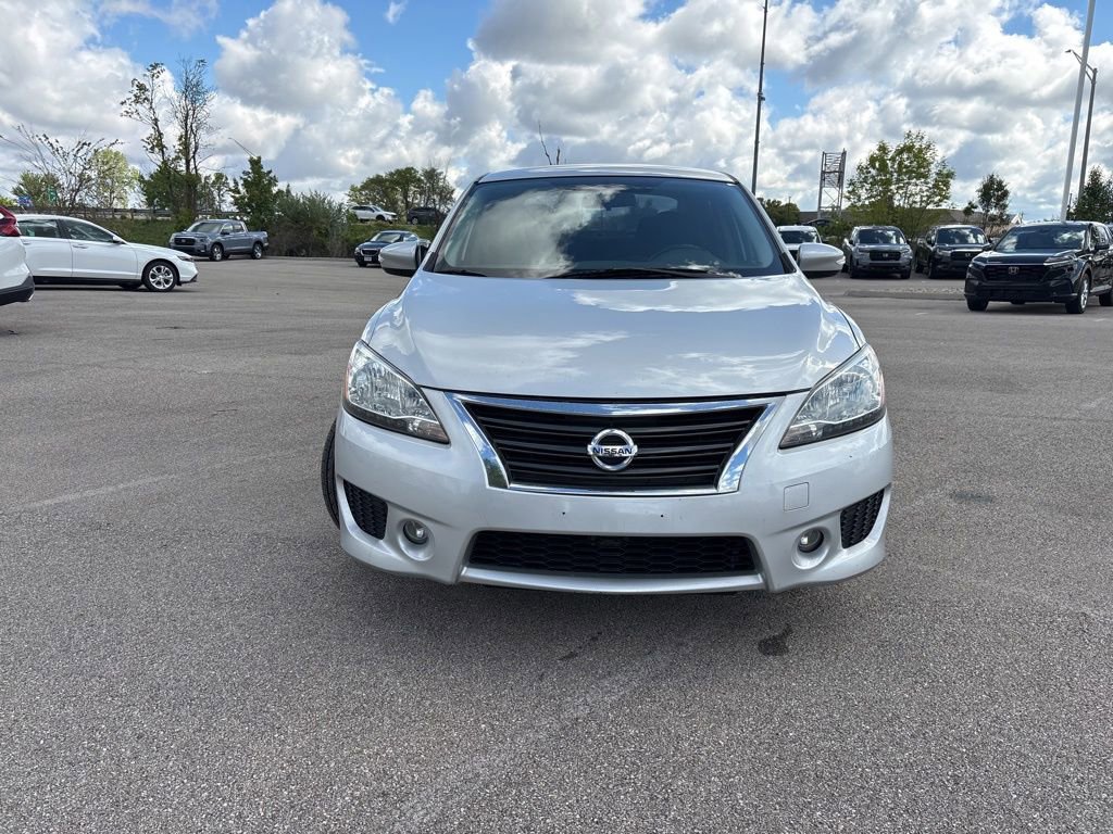 Used 2015 Nissan Sentra SR FWD image 2