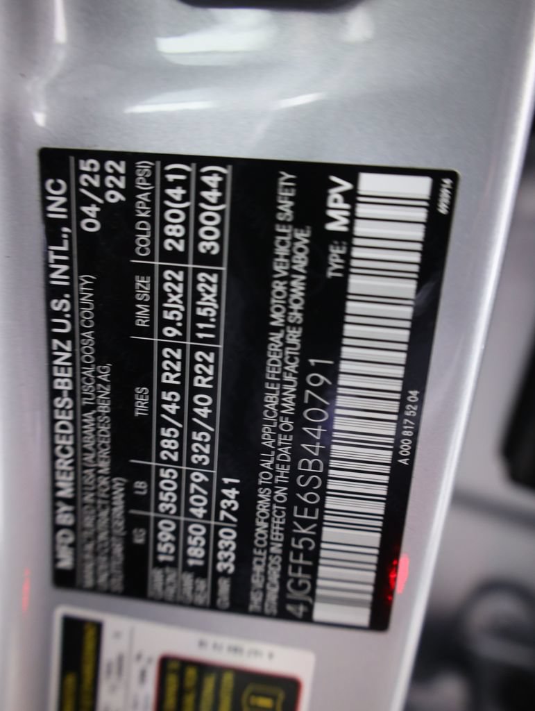 Used 2025 Mercedes-Benz GLS 450 4MATIC image 83