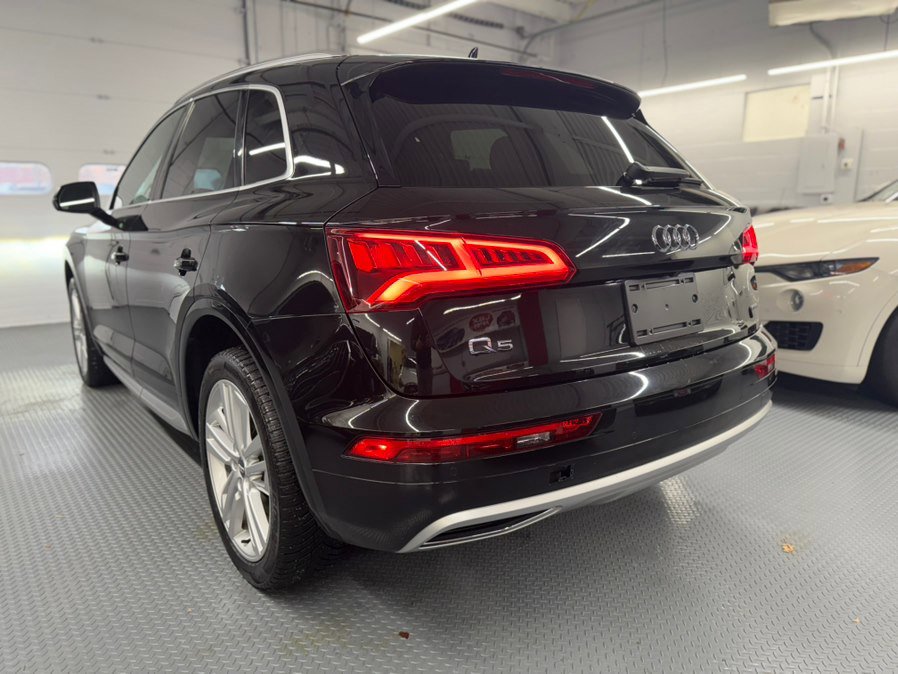 Used 2019 Audi Q5 2.0T Premium Plus w/ Premium Plus Package AWD/4WD image 10