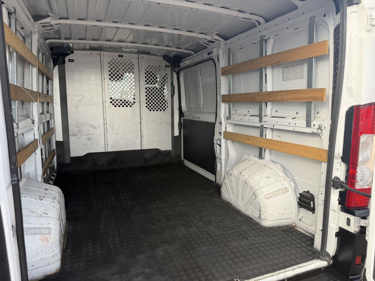 Used 2023 RAM ProMaster 2500 FWD image 25