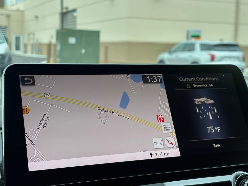 Used 2022 Nissan Armada Platinum w/ Captain's Chairs Package image 25