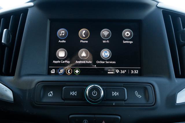 Used 2024 GMC Terrain SLE w/ Driver Convenience Package image 20