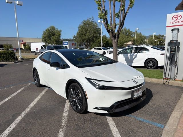 Used 2025 Toyota Prius Limited FWD image 1