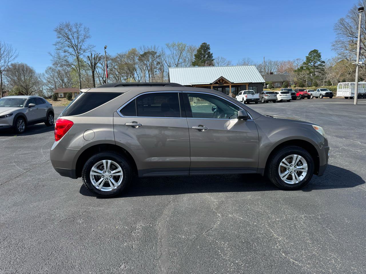 Used 2012 Chevrolet Equinox LT image 2