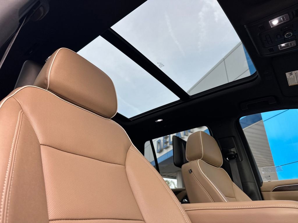 Used 2024 Chevrolet Tahoe Premier w/ Advanced Technology Package image 20