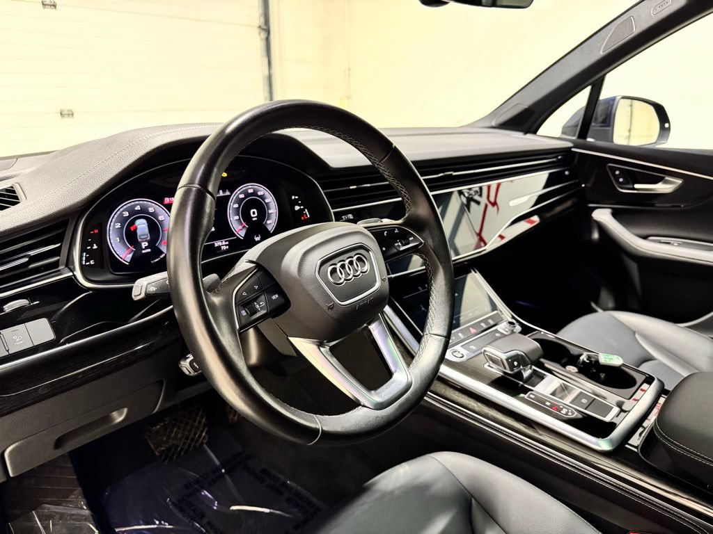 Used 2025 Audi Q7 3.0T Premium Plus AWD/4WD image 7