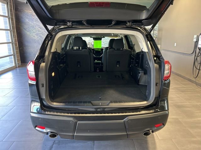 Used 2023 Subaru Ascent Onyx Edition image 32