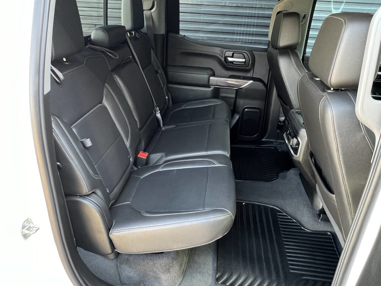 Used 2021 Chevrolet Silverado 1500 LTZ w/ LTZ Convenience Package II AWD/4WD image 19