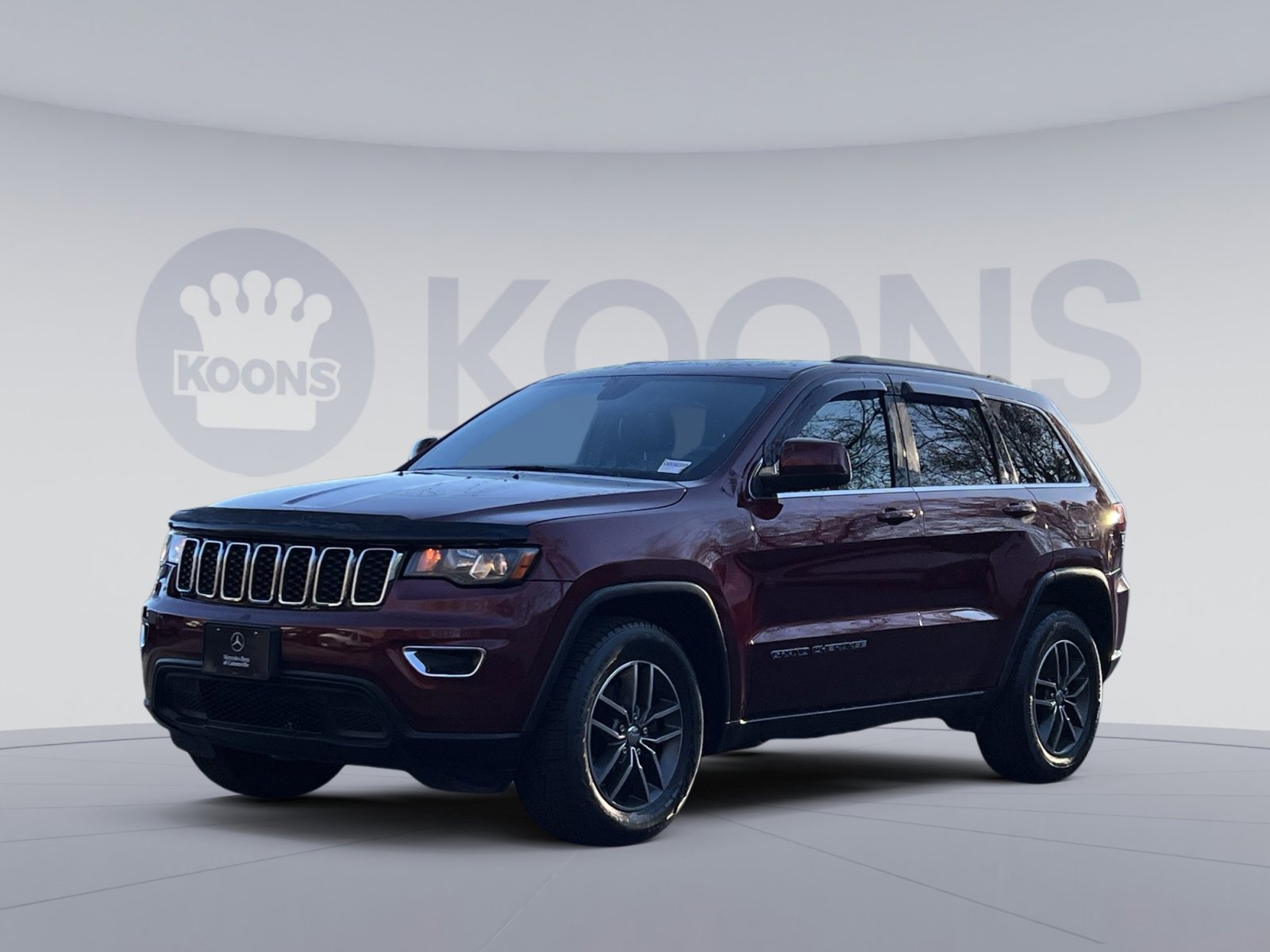 Used 2018 Jeep Grand Cherokee Laredo