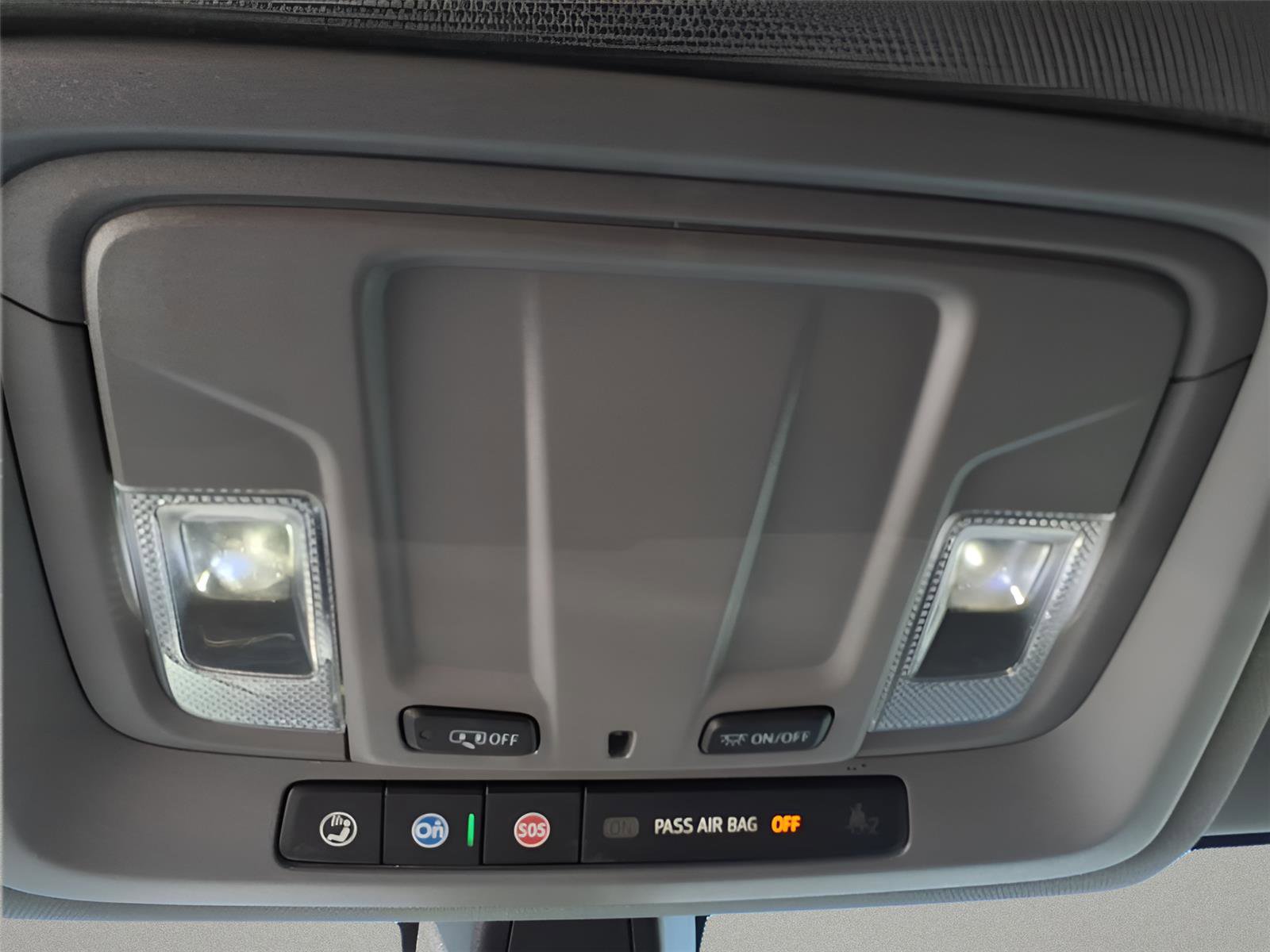 Used 2022 Chevrolet Silverado 1500 Custom image 26