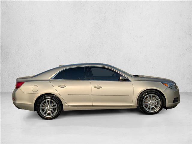 Used 2014 Chevrolet Malibu LT w/ Power Convenience Package image 4