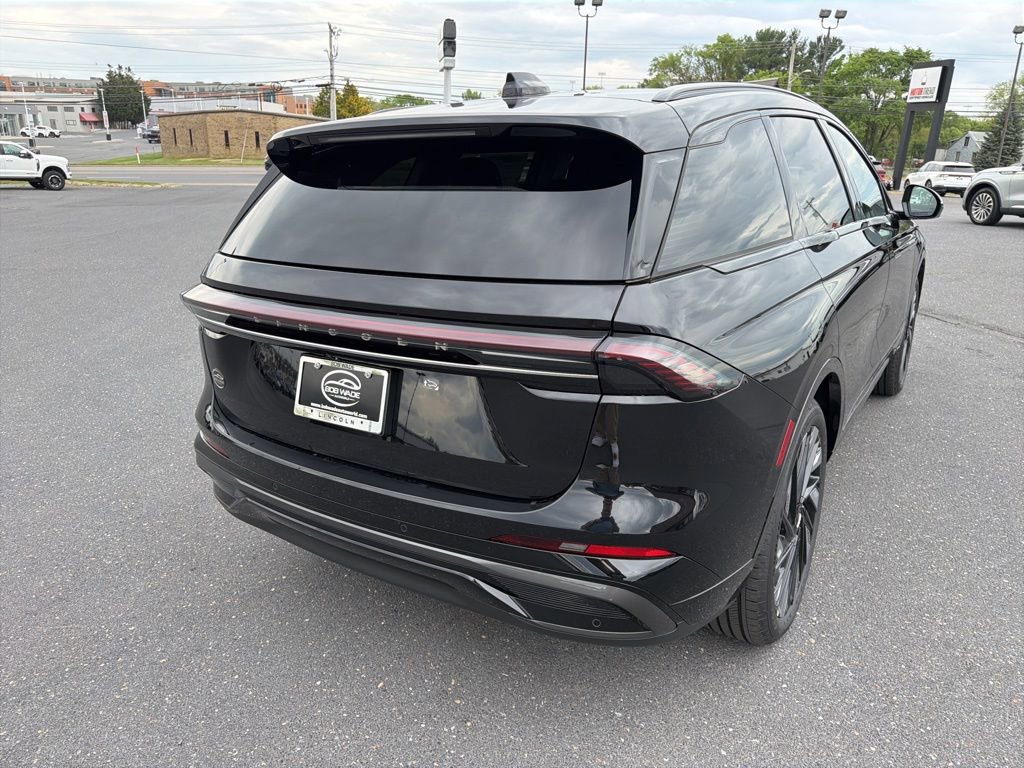 New 2026 Lincoln Nautilus Reserve w/ Jet Appearance Package AWD/4WD image 5