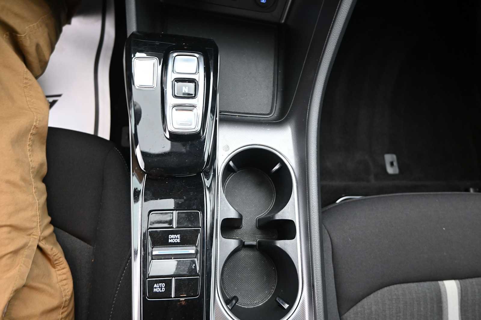 Used 2023 Hyundai Sonata SE FWD image 17