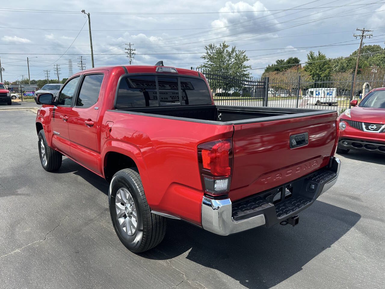 Used 2020 Toyota Tacoma SR5 image 7