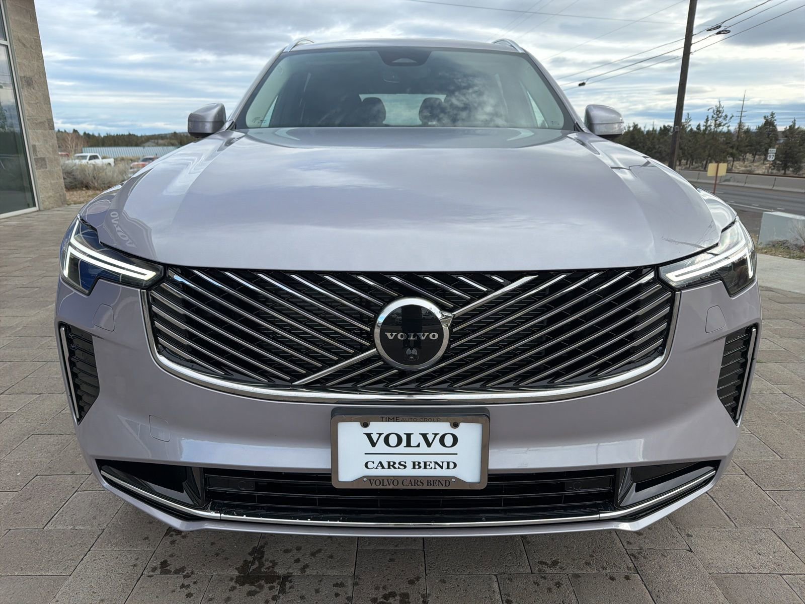 New 2026 Volvo XC90 T8 Plus w/ Protection Package AWD/4WD image 3