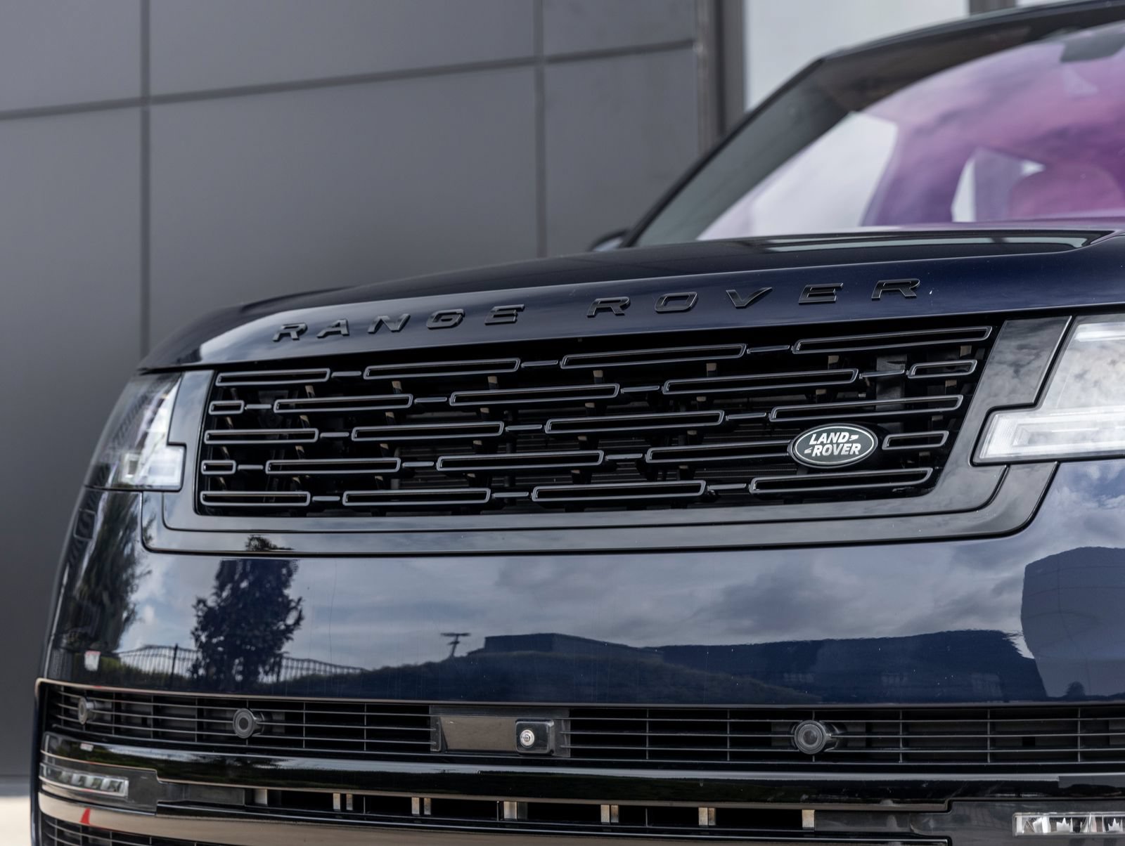 Used 2023 Land Rover Range Rover Long Wheelbase SE AWD/4WD image 15