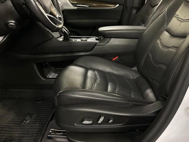 Certified 2023 Cadillac XT6 Premium Luxury w/ Platinum Package AWD/4WD image 27