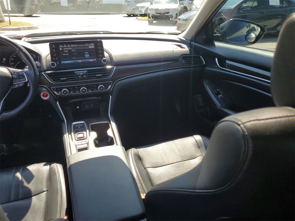 Used 2021 Honda Accord Touring image 18