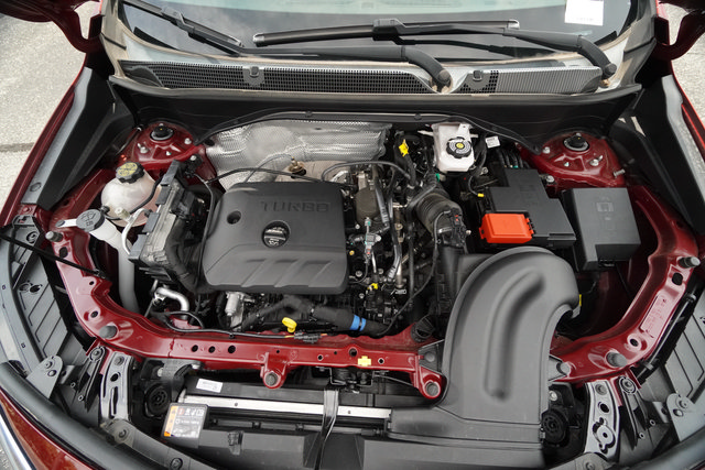 Used 2024 Buick Encore GX Preferred AWD/4WD image 10