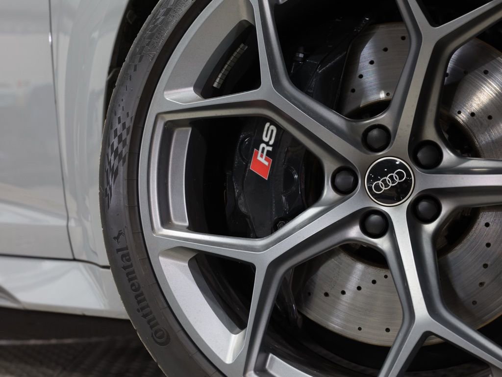 Used 2025 Audi RS 6 performance w/ Blue RS Design Package Plus image 50