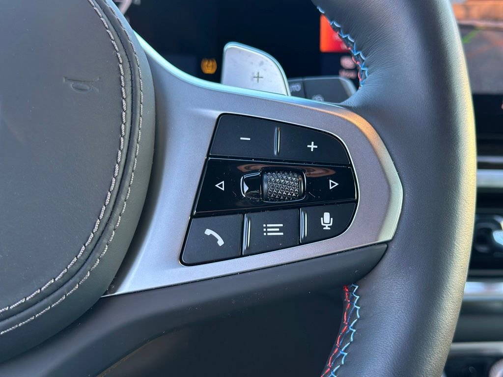 Certified 2025 BMW X5 M60i w/ Executive Package image 32