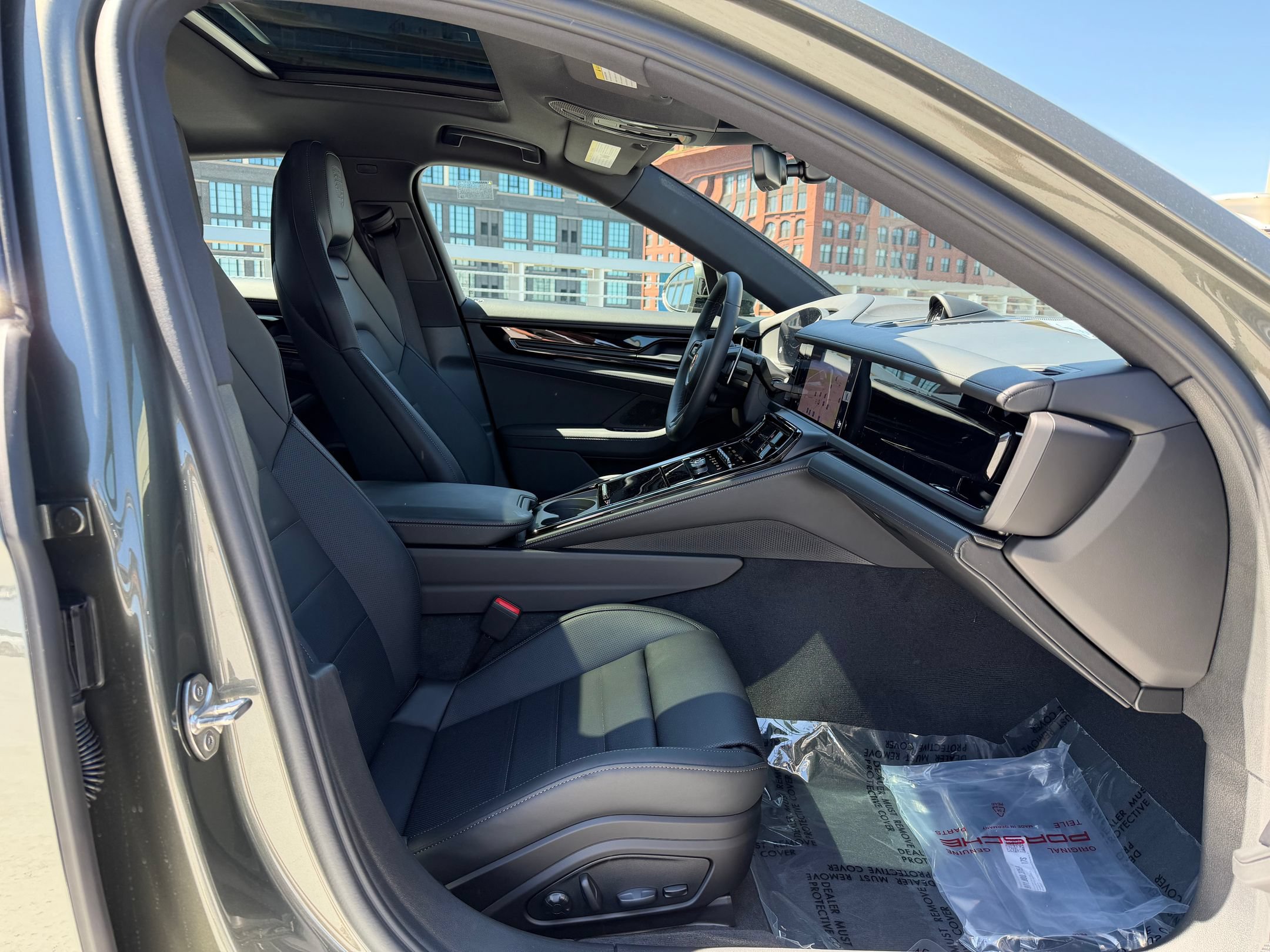 New 2026 Porsche Panamera 4 AWD/4WD image 15