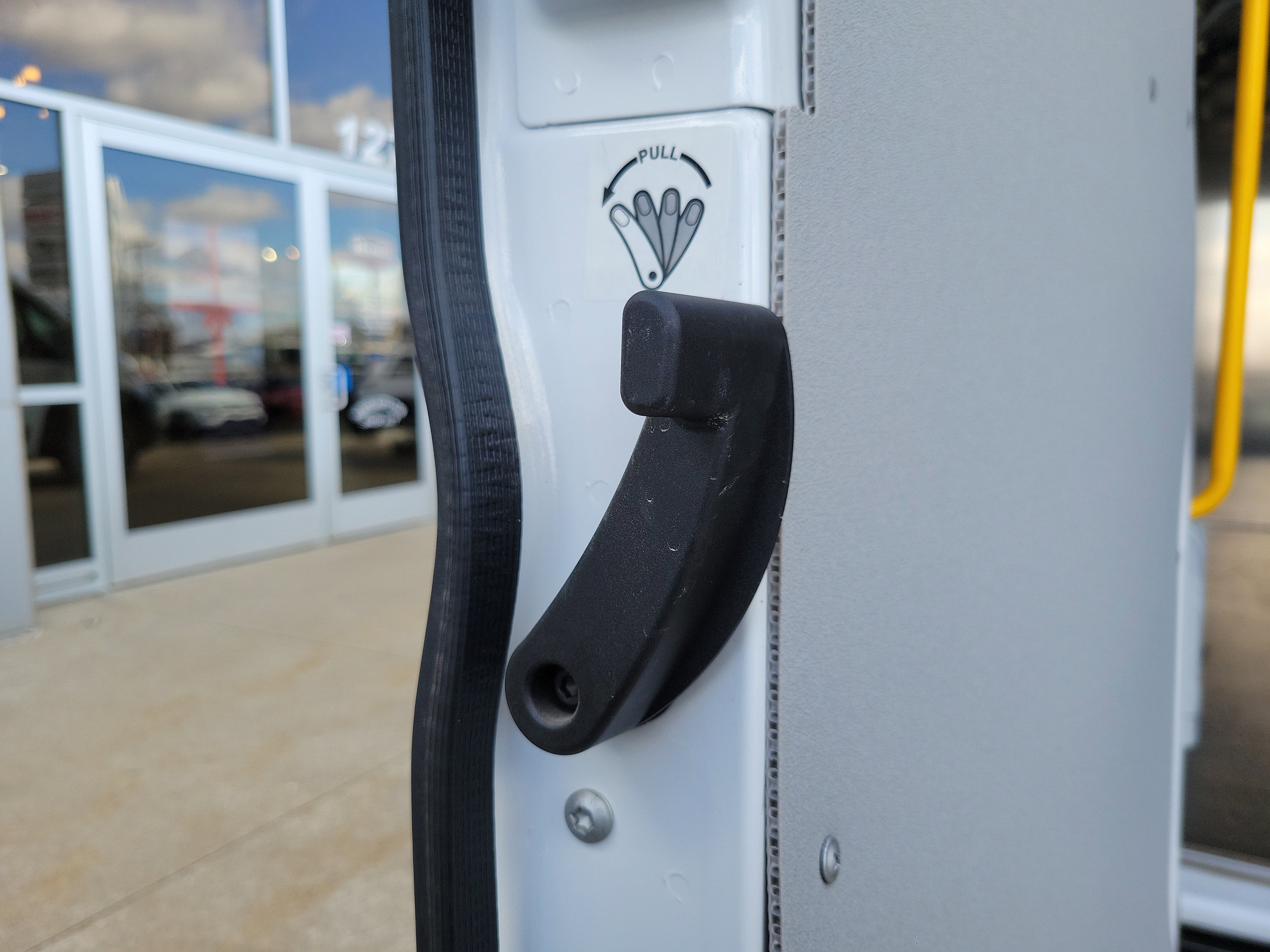 Used 2025 RAM ProMaster 2500 w/ Convenience Group FWD image 18