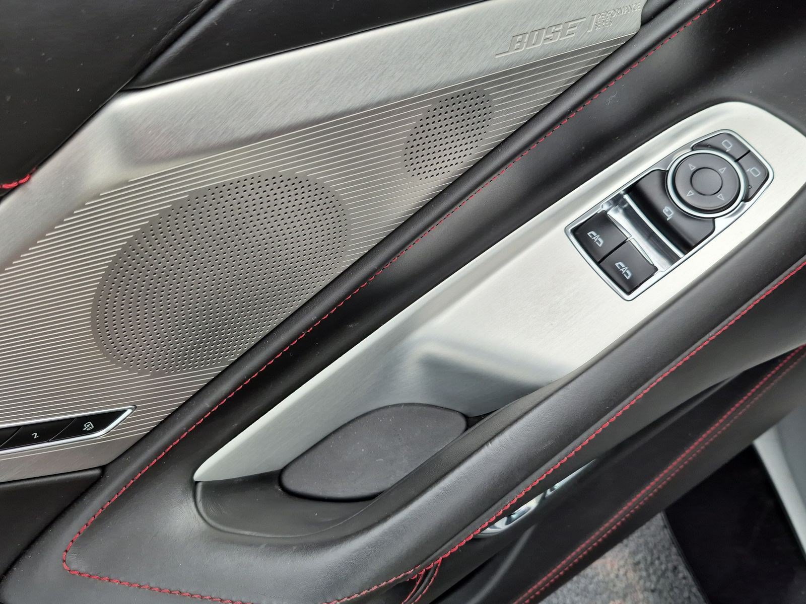 Used 2021 Chevrolet Corvette Stingray Premium Cpe w/ Z51 Performance Package RWD image 15