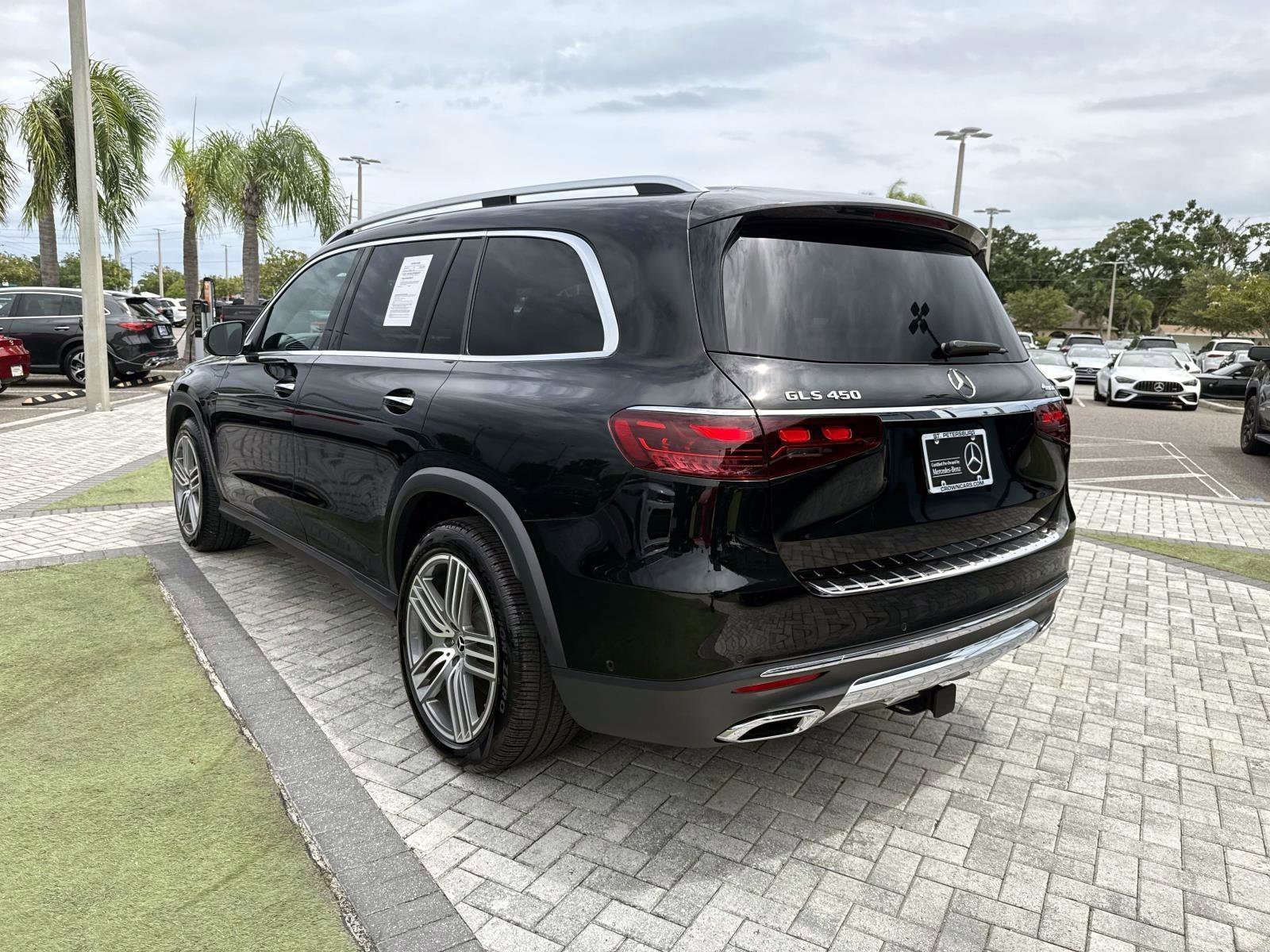 Certified 2025 Mercedes-Benz GLS 450 4MATIC image 4