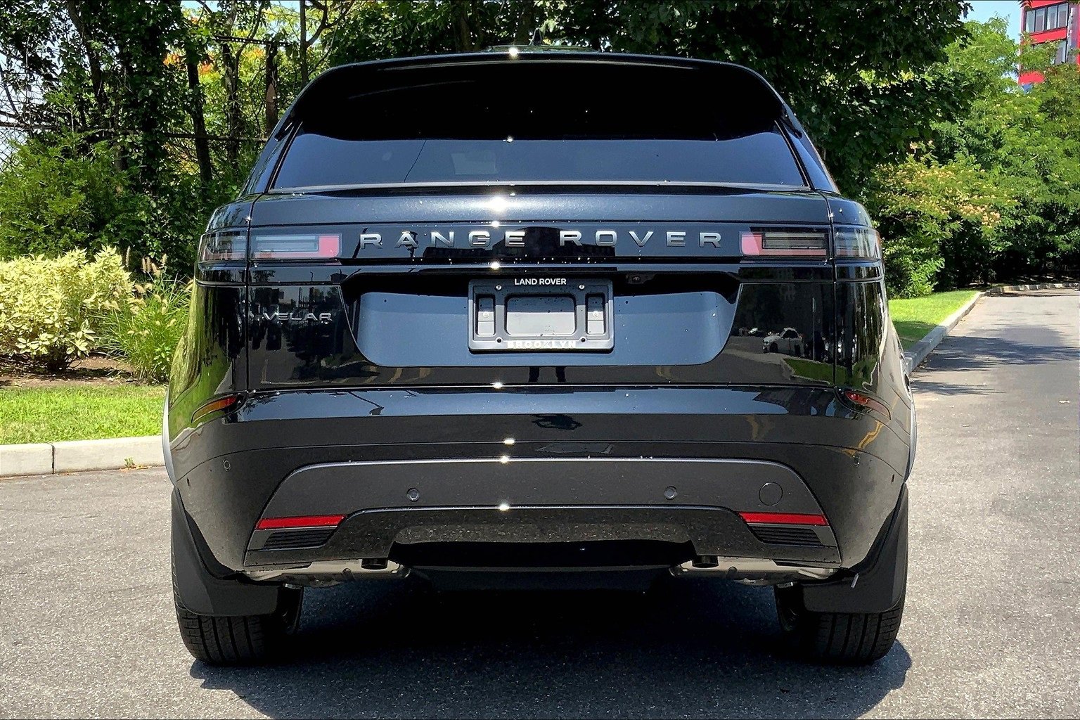 New 2026 Land Rover Range Rover Velar Dynamic SE image 4