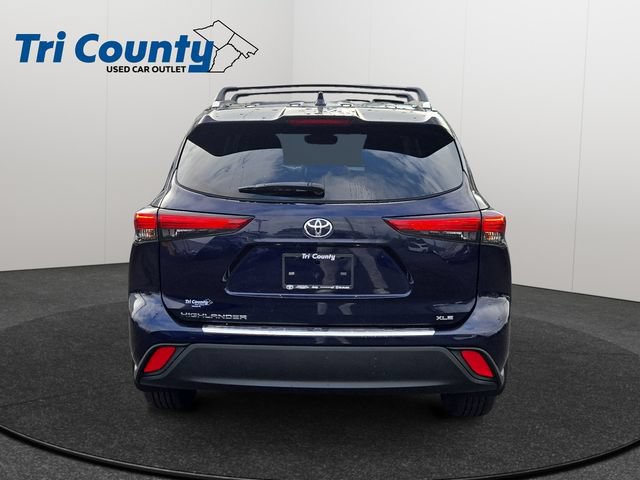 Used 2023 Toyota Highlander XLE FWD image 7