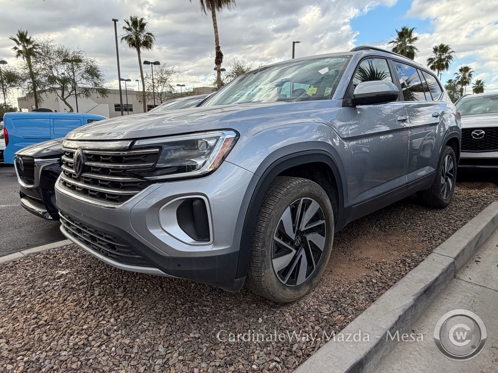 Used 2024 Volkswagen Atlas SE FWD image 5